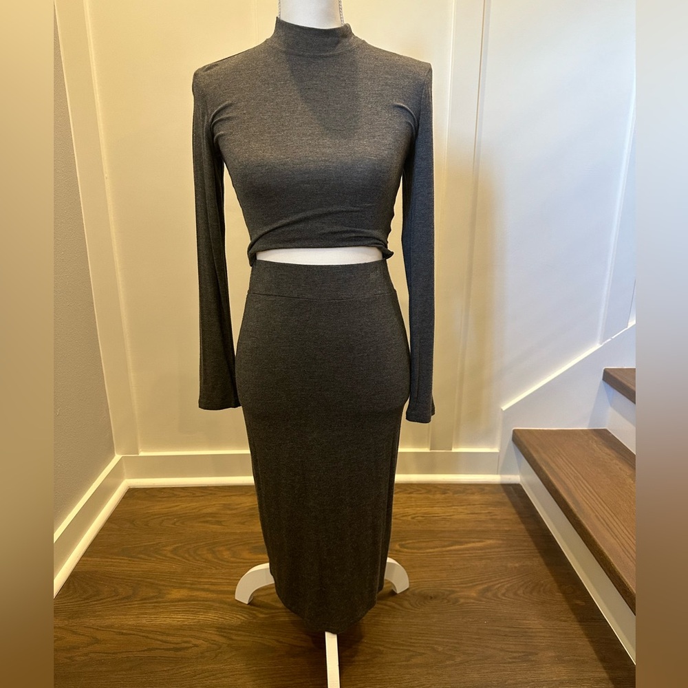 BLQ Skirt Set